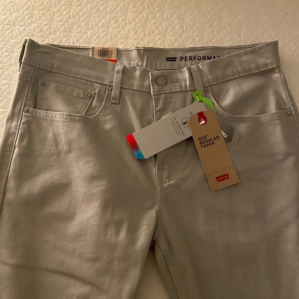 Levi’s Grey Pants/Chinos. Warm/Hot stretch tech. Brand New